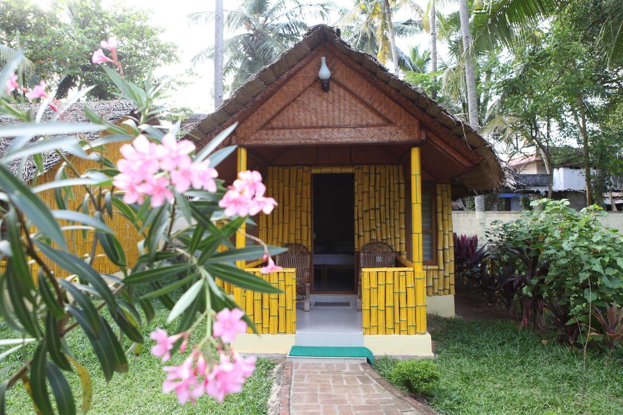 Savithri Inn Bamboo Cottages & Resorts Varkala Exterior photo