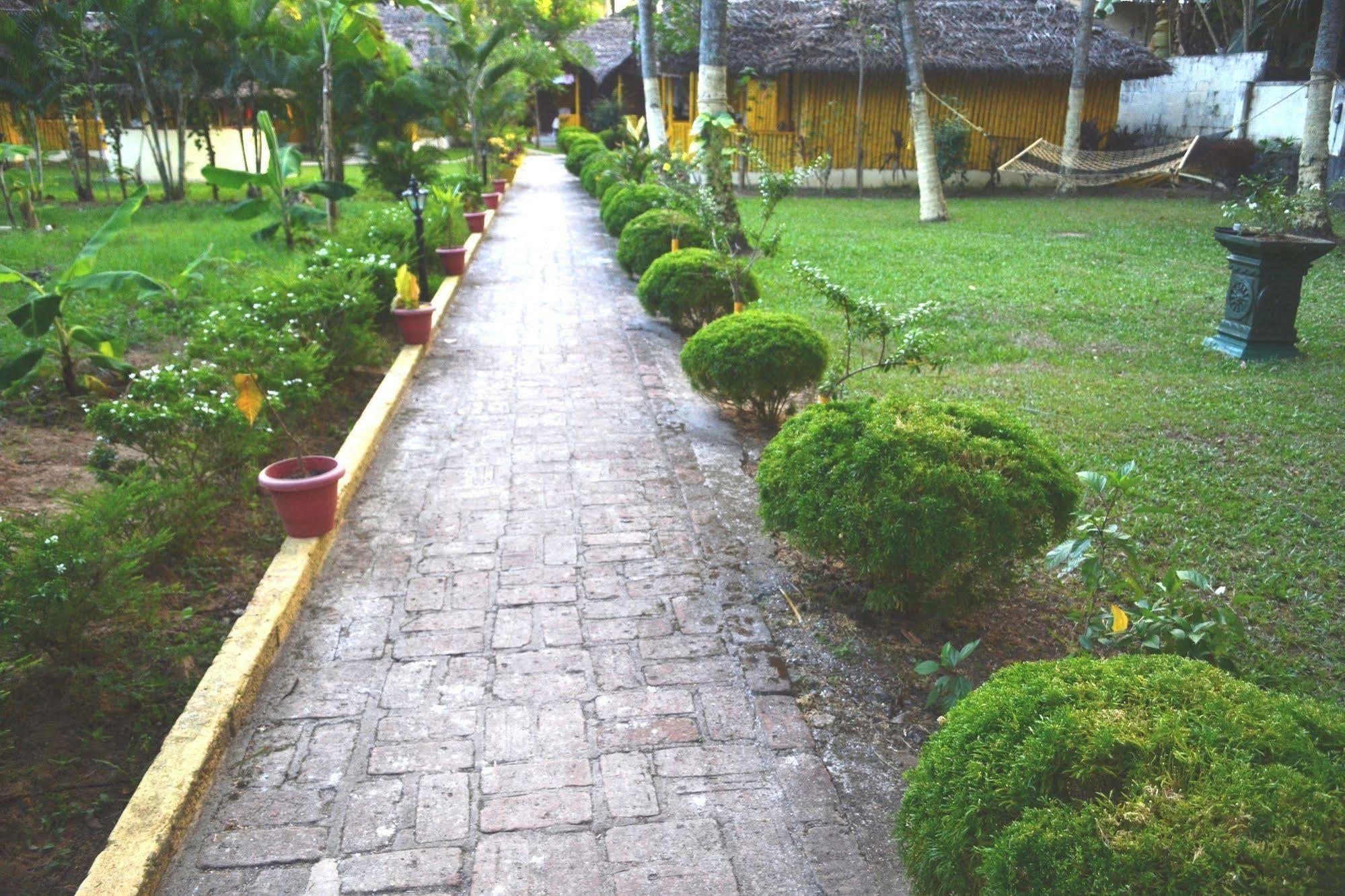 Savithri Inn Bamboo Cottages & Resorts Varkala Exterior photo